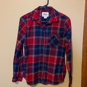 Ascend flannel shirt from Cabela’s. Size small red, navy, and white